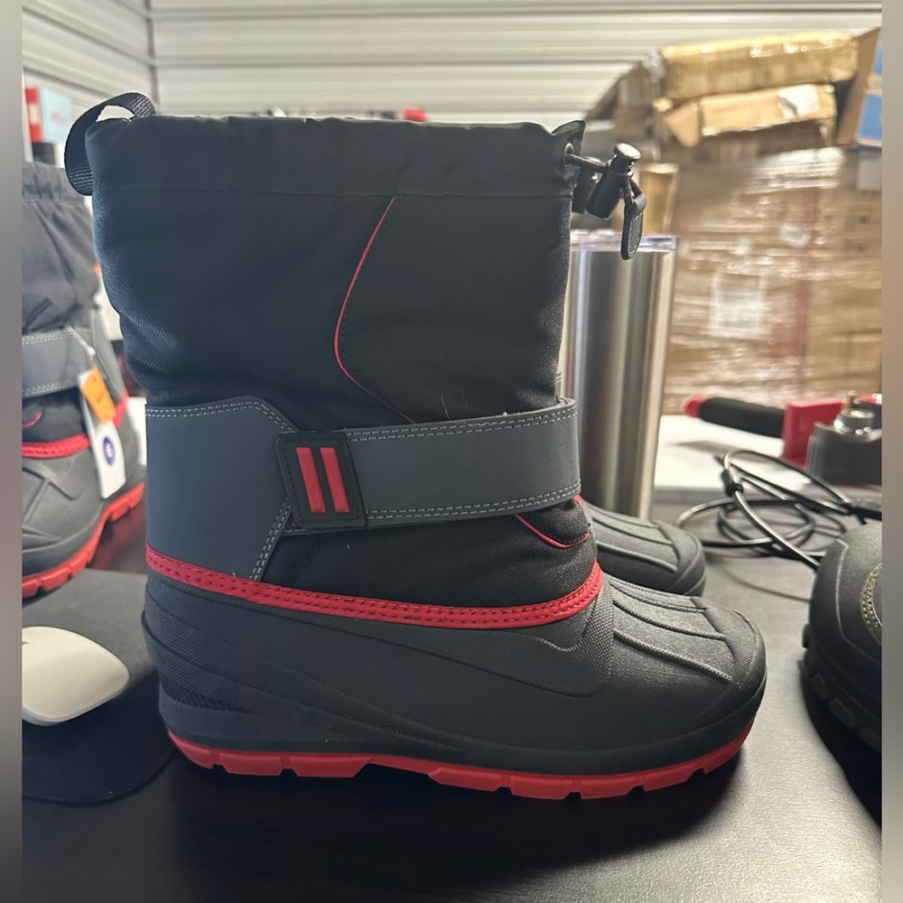 Kids boots